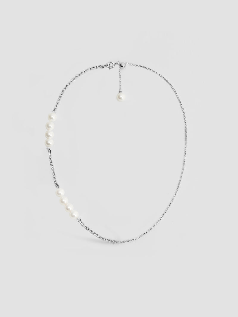 Pearl Chain Stitching Necklace