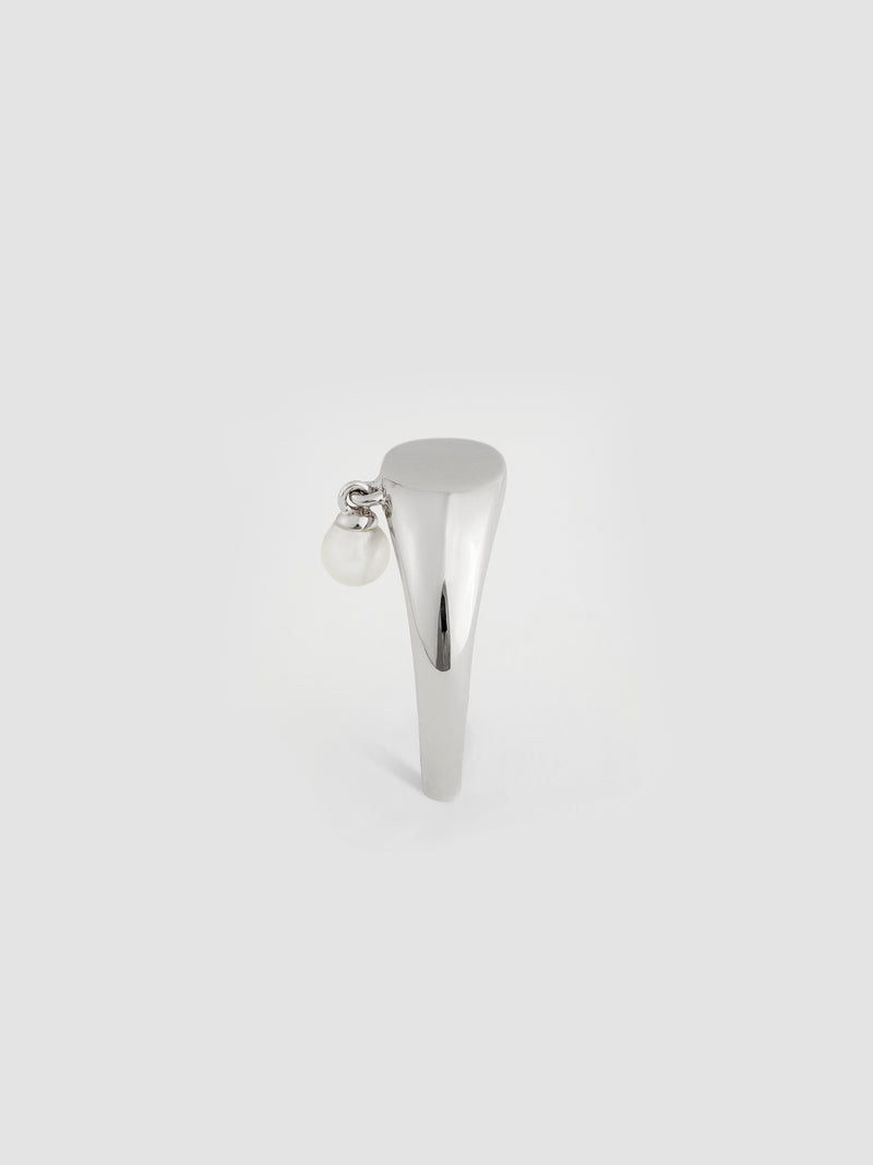 Signet Ring with Pearl